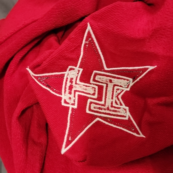 TH sweater - Picture 5 of 5